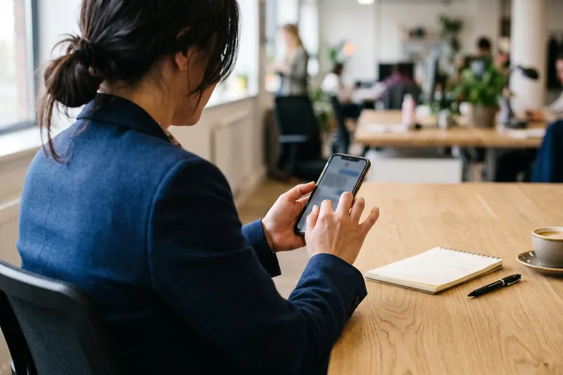 Anfrage für Unterhaltsreinigung per Smartphone stellen